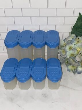 Set of 8 Tupperware Modular Mates Spice Shakers